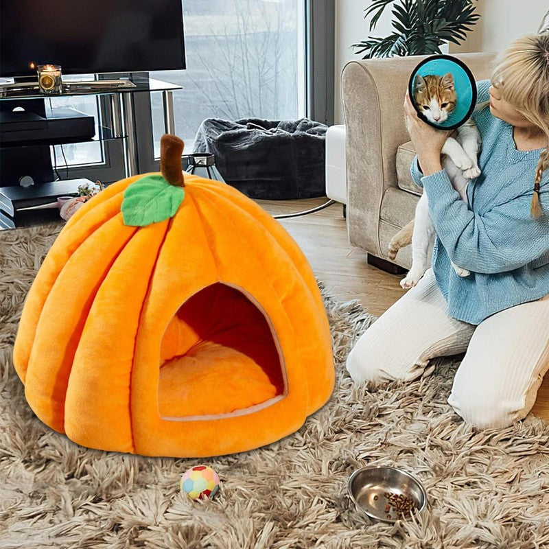 Pumpkin Cat Bed Cute Halloween Cat House Warm Pet Cave Semi-Enclosed Sleeping