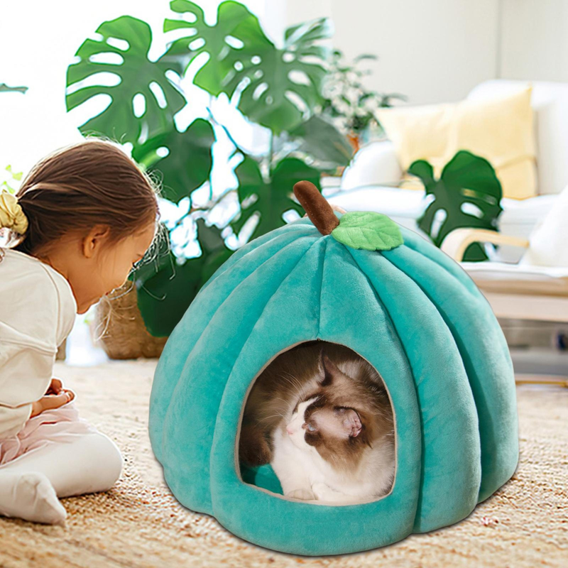 Pumpkin Cat Bed Cute Halloween Cat House Warm Pet Cave Semi-Enclosed Sleeping